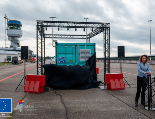 Onthulling electrolyser voor productie groene waterstof op Groningen Airport Eelde